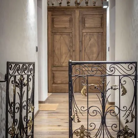 Maison Apartment